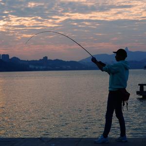 黄潇（路亚钓鱼第一视角）