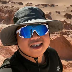 蓝战菲环游世界