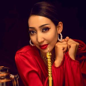 madina喀什青年歌手 娜娜