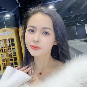 OUDI欧荻原创鹅绒服-曼妮