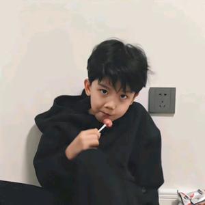 爱踢球的普朗克