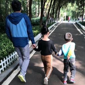 宏伟再生资源回收公司