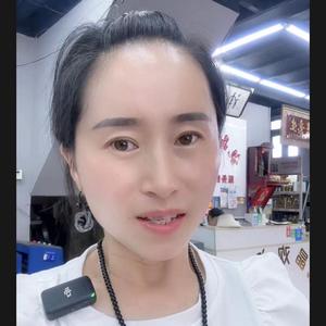 上海靓晶汽修老板娘